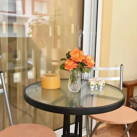 Near The Old Venetian Harbor Апартаменты Ханья