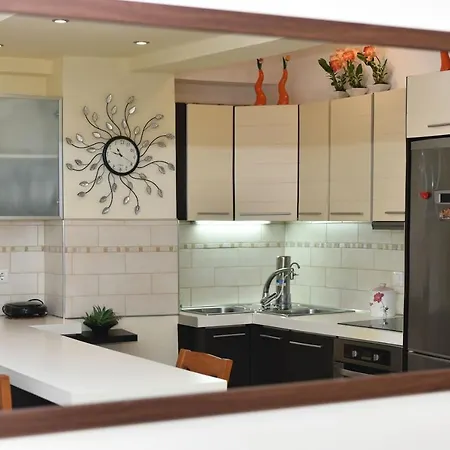 Apartman Near The Old Venetian Harbor Hriszí Aktí Haniá