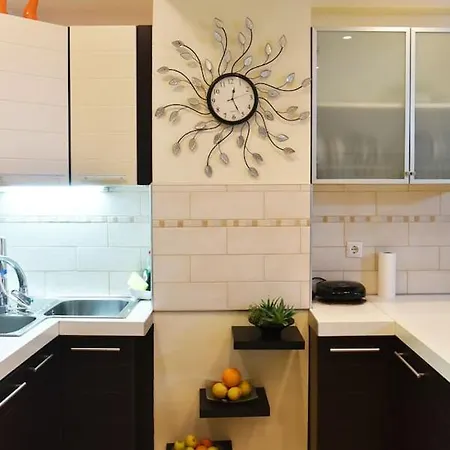 Near The Old Venetian Harbor Apartman Hriszí Aktí Haniá